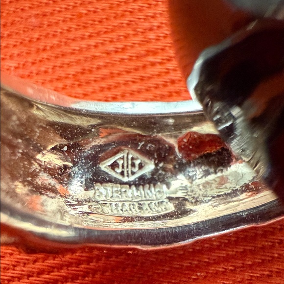 Sterling Silver Marcasite and Clear Rhinestone Dome Ring Size 10 - Picture 4 of 5